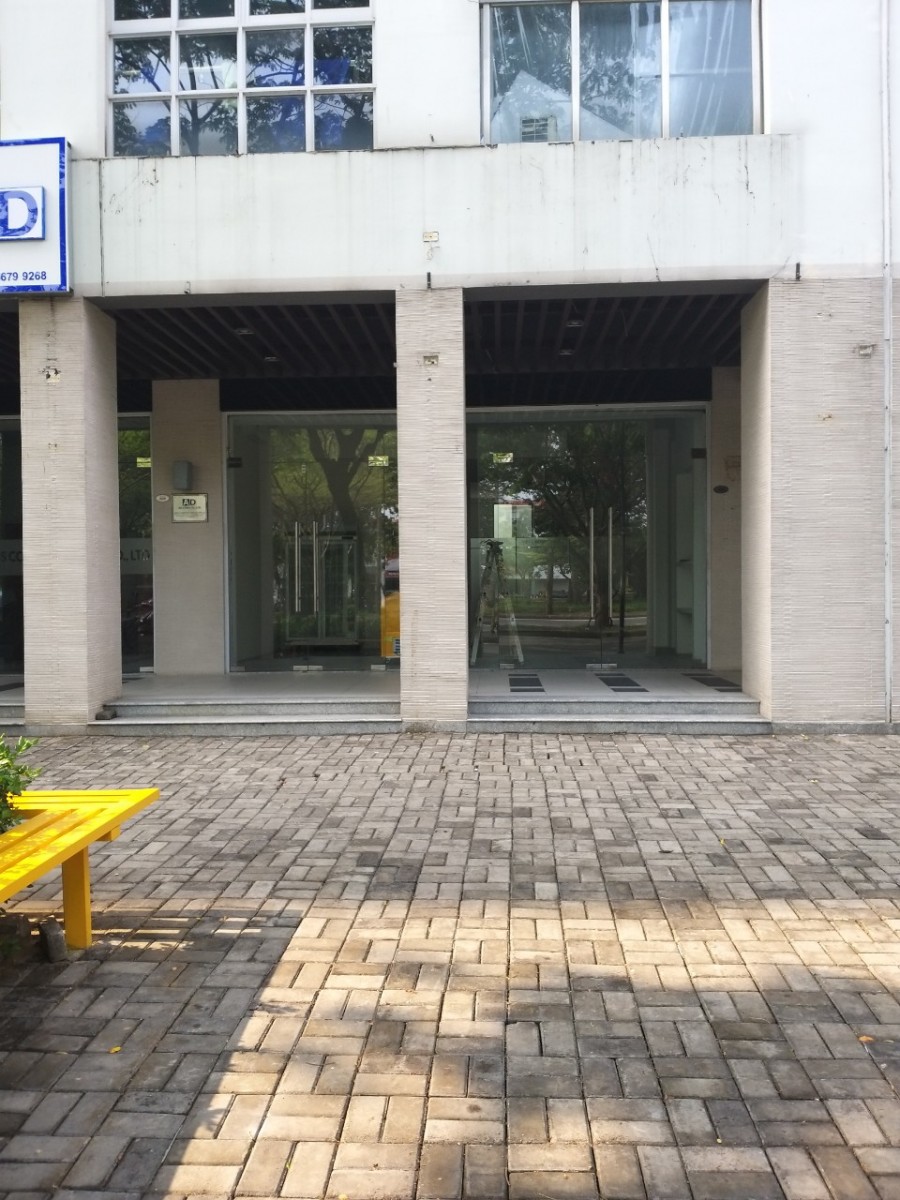 Cho thuê mặt bằng shop Happy Valley Mặt tiền Nguyễn Văn Linh, Phú Mỹ Hưng, Quận 7.