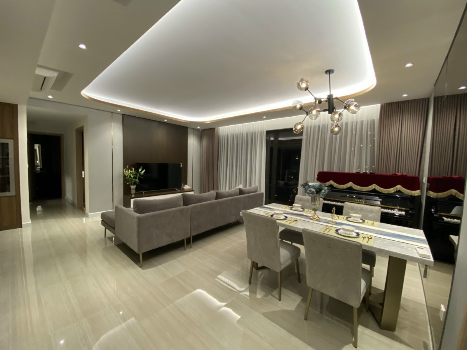 Cho thuê Nam Phúc Phú Mỹ Hưng view công viên giá tốt, nhà mới 100% đầy đủ nội thất cao cấp.