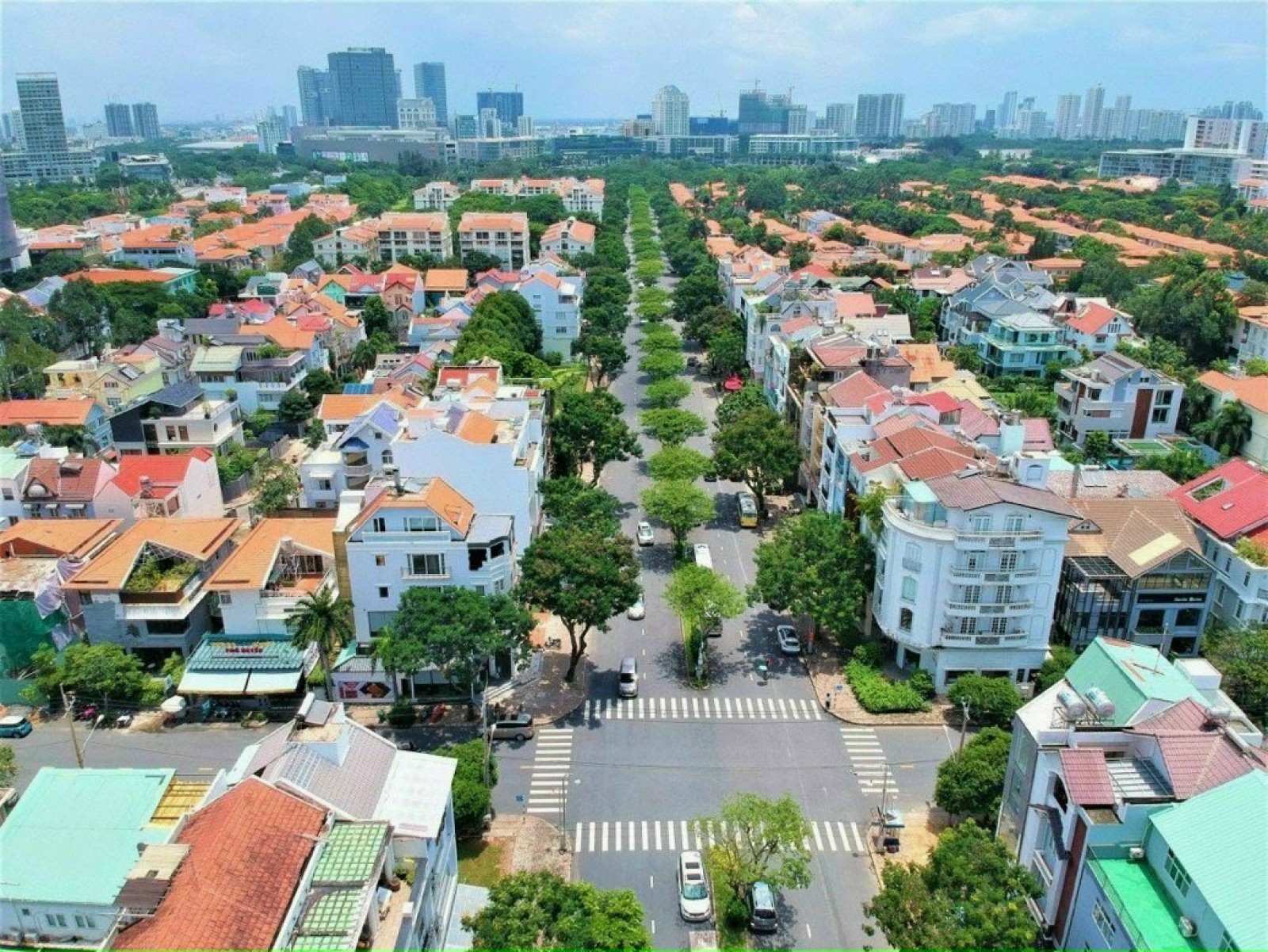 Bán căn nhà phố mặt tiền đường đôi Hà Huy Tập (40m) sát Nguyễn Đức Cảnh, vị đắc địa, PMH, Q7 - 5878
