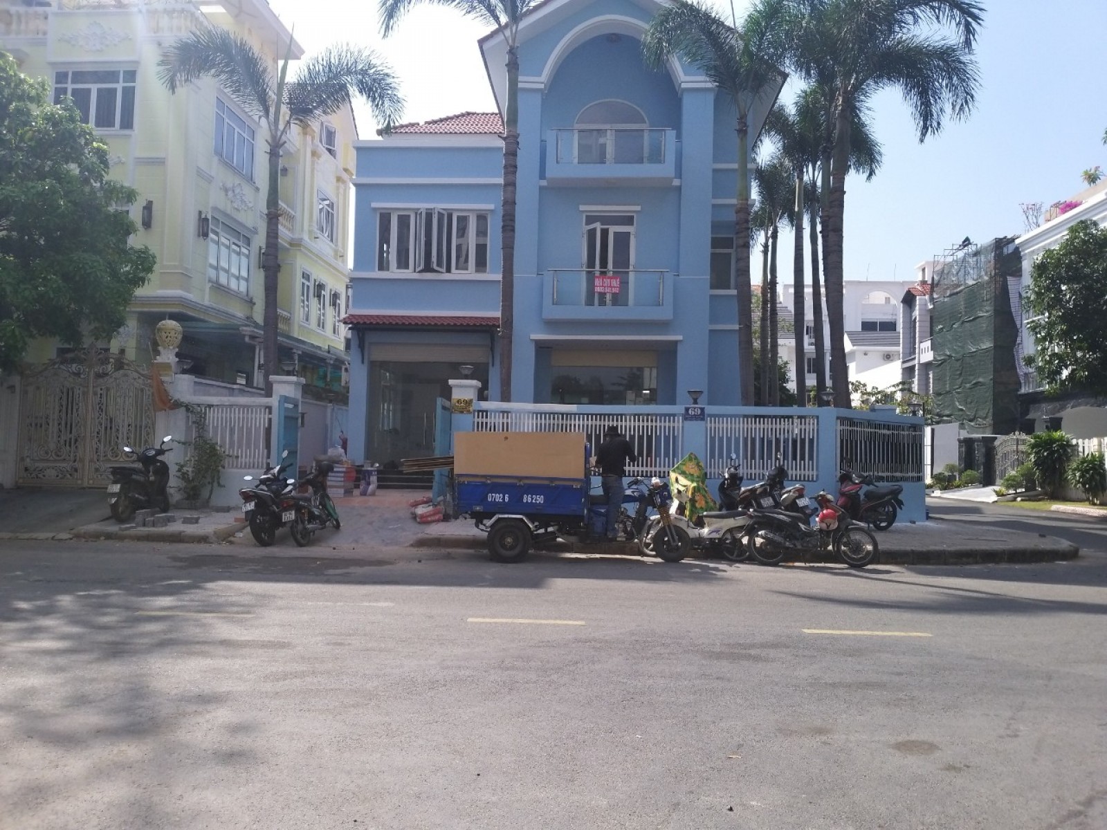 Cho thuê biệt thự góc MT Phạm Thái Bường Phú Mỹ Hưng Q7, giá 60 TRIỆU
