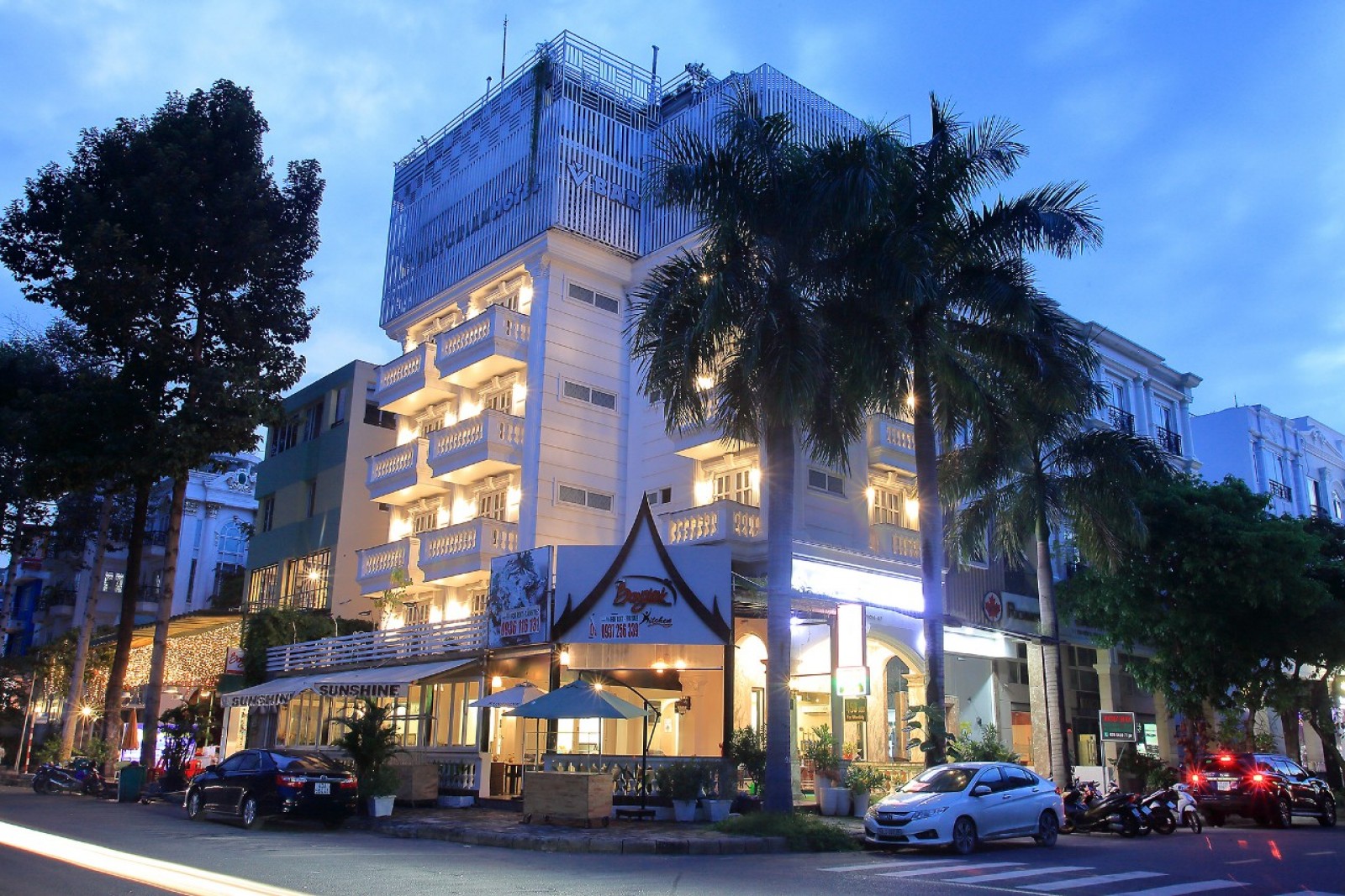 Cho thuê mặt bằng nhà phố đường lớn, giá rẻ, kinh doanh mọi ngành nghề vị trí rất đẹp LH: 0902857558 THANH PHONG.