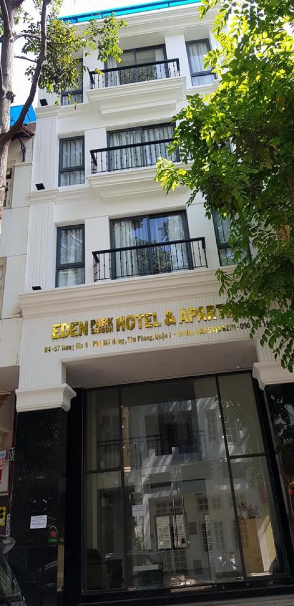 Cần bán gấp căn nhà phố đường Cao Triều Phát đang cho thuê 80 triệu / tháng nhà mới, vị trí đẹp LH: 0902857558 THANH PHONG.