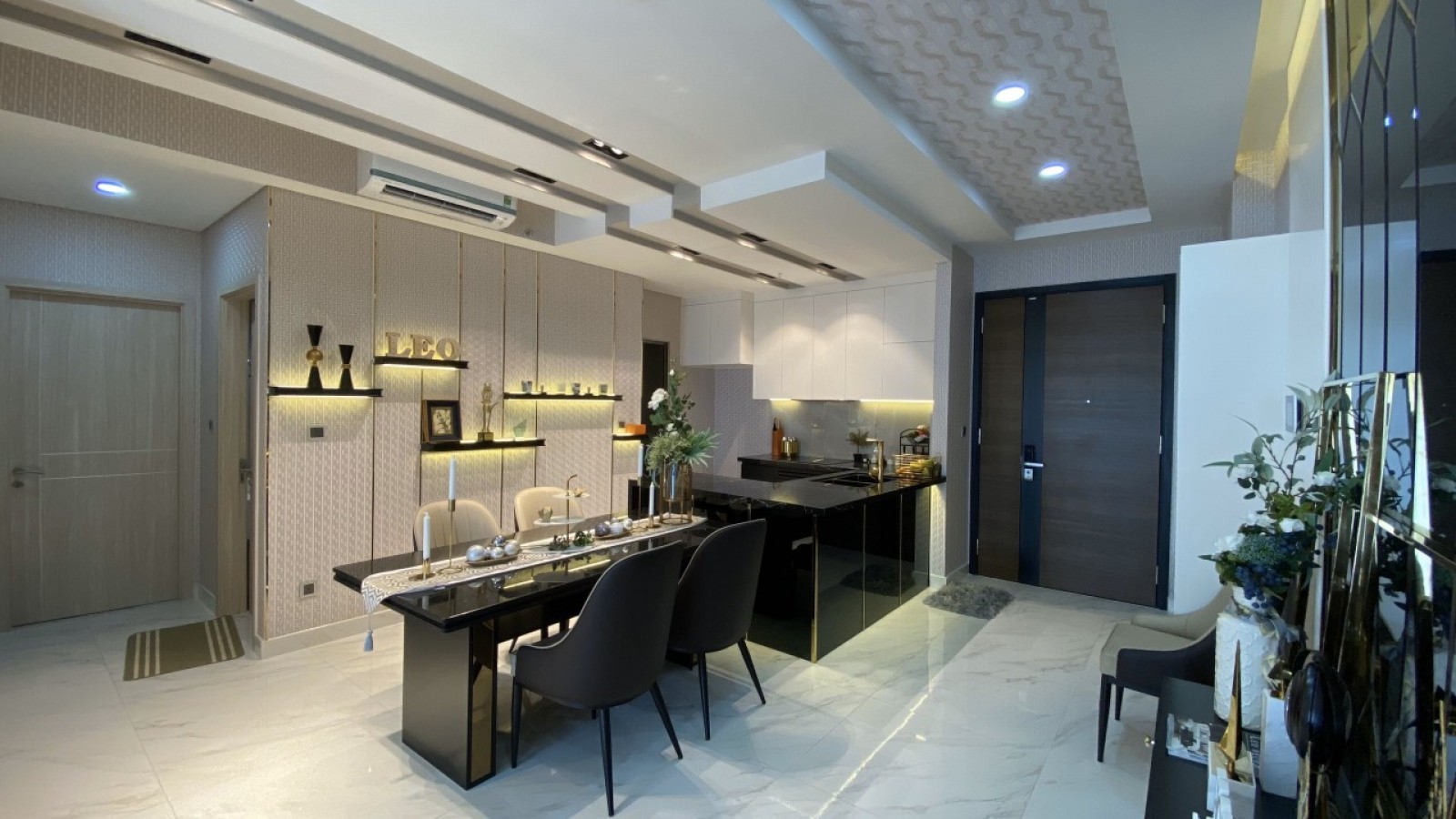 Chính chủ cho thuê CH Garden Court 1, Phú Mỹ Hưng, Q7, DT 147m2, giá 23 triệu/tháng,view kênh đào -