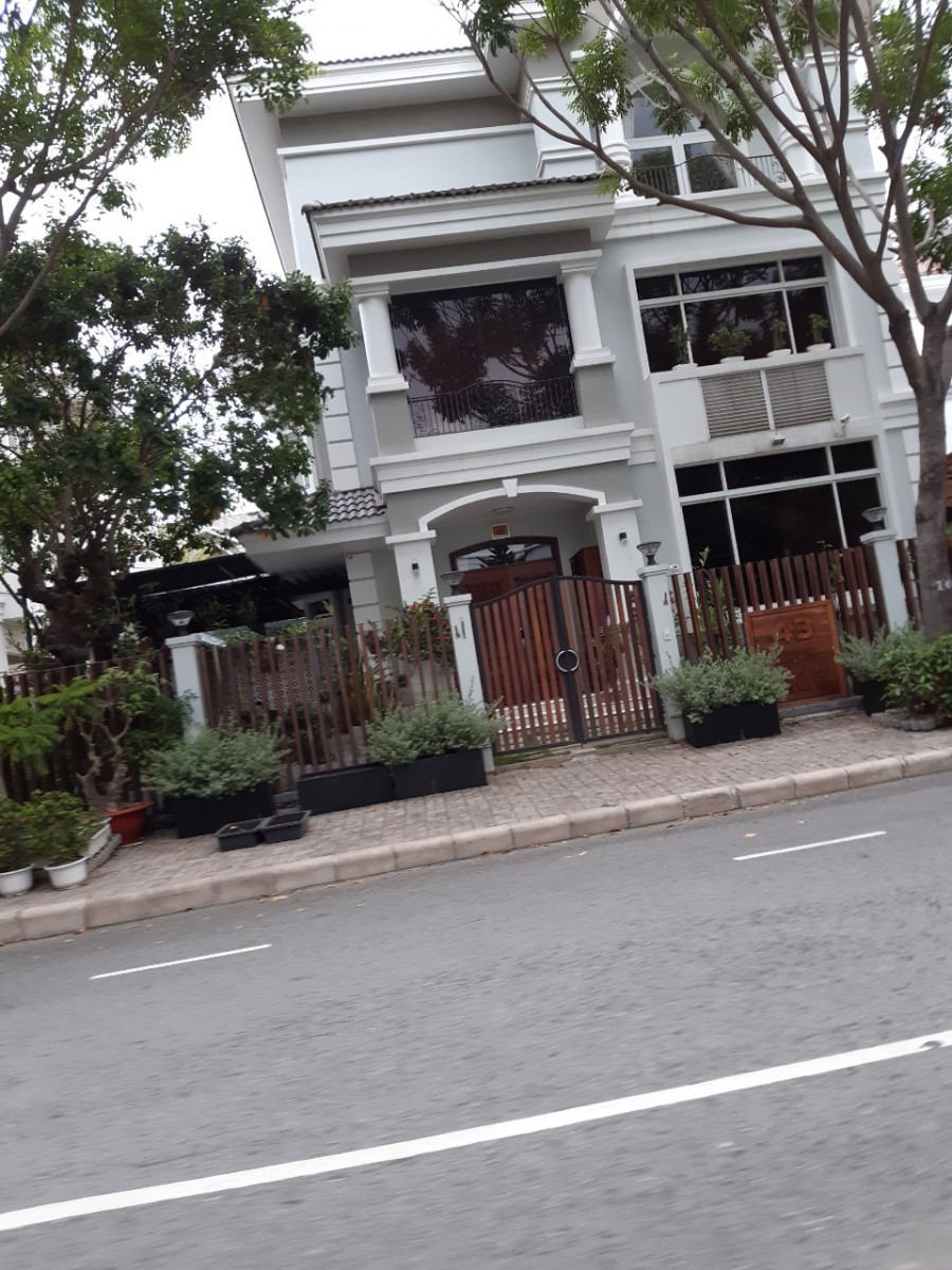Cần cho thuê Mỹ Thái 1,2,3 giá 30tr/th nhà đẹp mới sơn sửa lại , nội thất dính tường