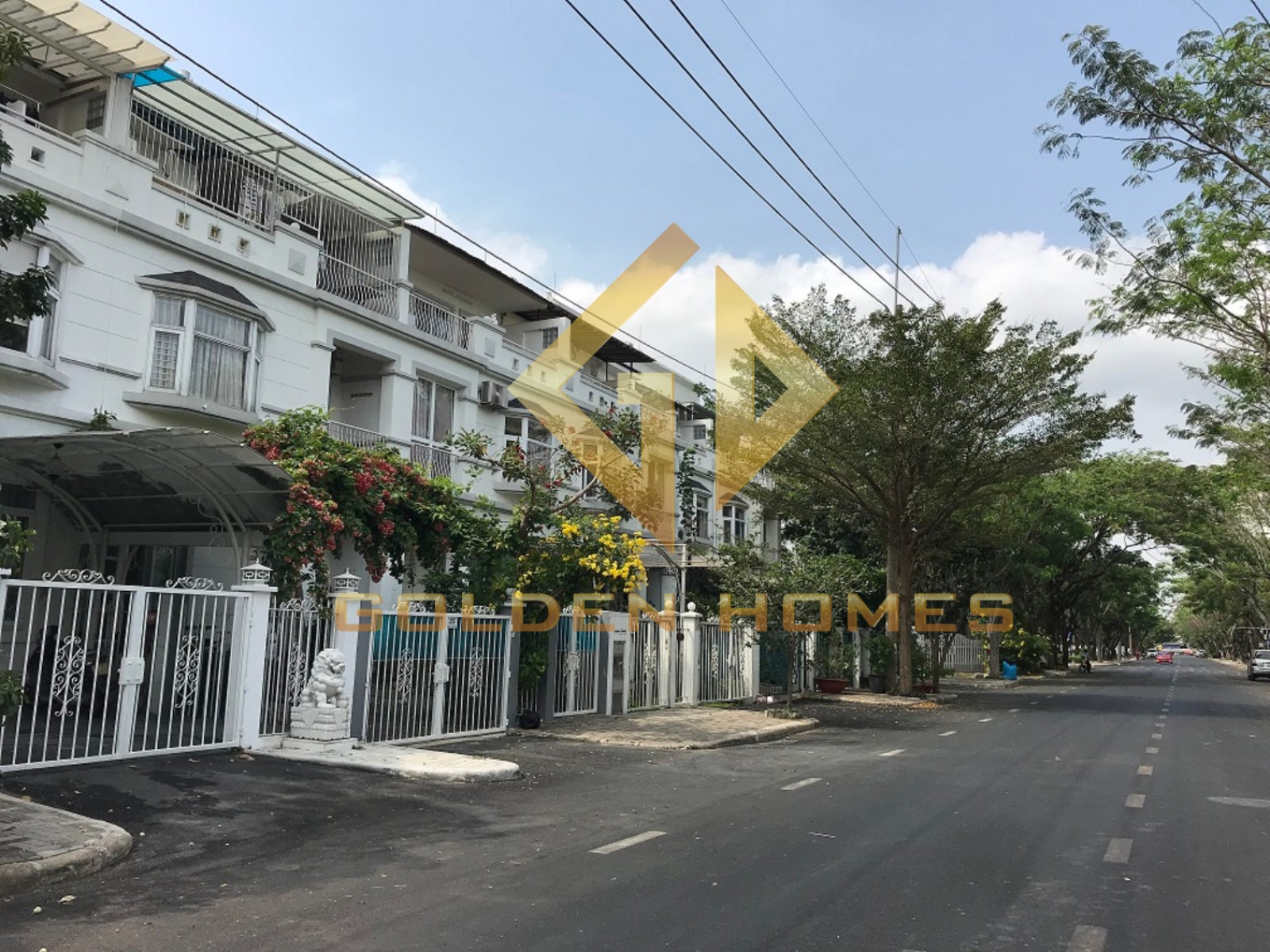Bán nguyên căn nhà phố Hưng Phước 4, đường Bùi Bằng Đoàn, Quận 7
