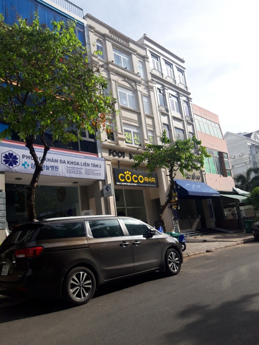 Cần bán nhà Hưng Gia, Hưng Phước Phú Mỹ Hưng Q7 nhà đẹp mới full nội thất tiện kinh doanh đa ngành nghề LH: 0902857558 THANH PHONG.