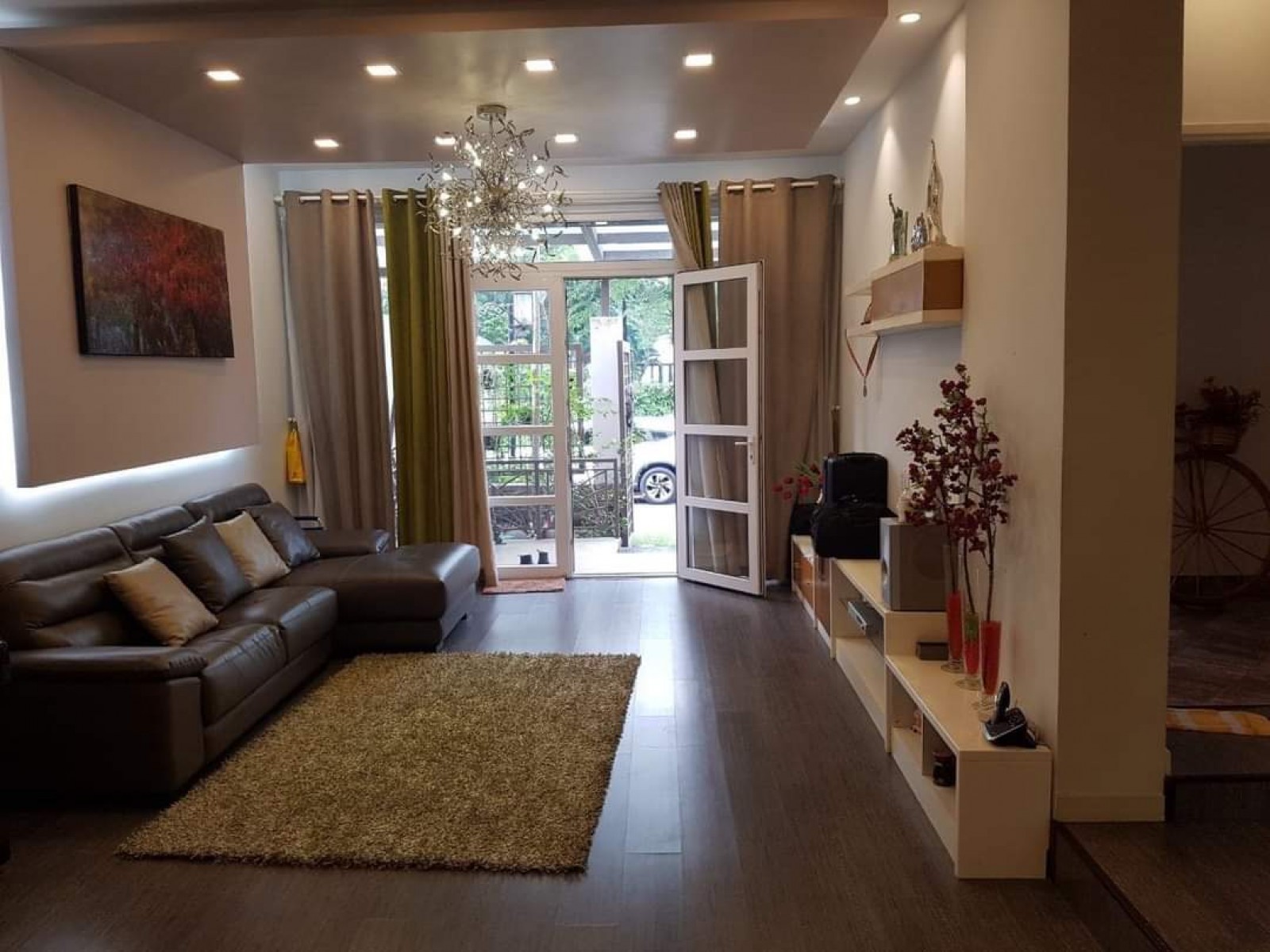 Cần bán biệt thự Nam Thông 2 DT 8x18m giá 37 tỷ nhà đẹp mới, có hồ bơi trên cao LH 0902857558 THANH PHONG. - 6980