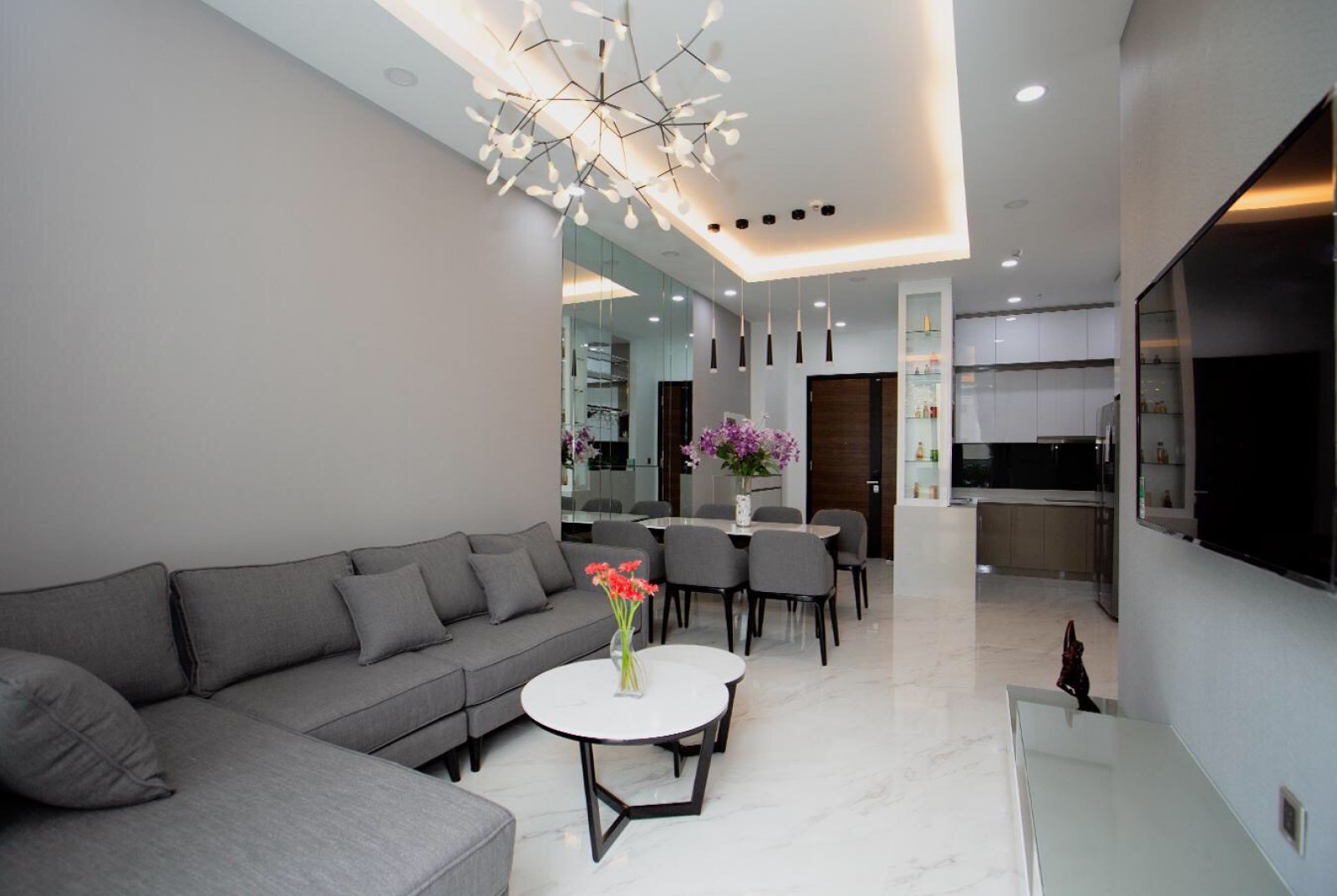 Cho thuê căn hộ Mỹ Phát Phú Mỹ Hưng, Quận 7 DT: 137m2, giá 25tr/tháng nhà đẹp full nội thất đẹp