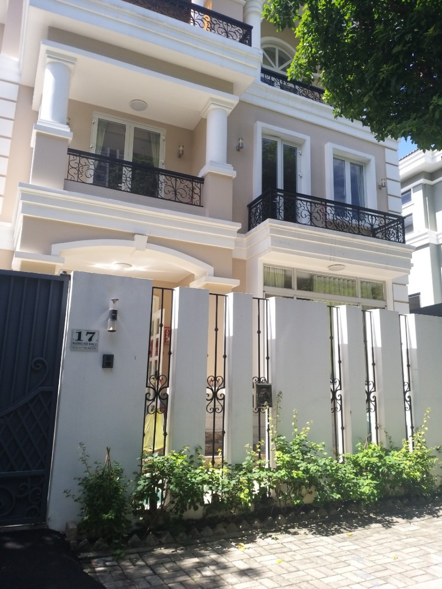 Cho thuê biệt thự Phú Mỹ Hưng, khu phố Nam Viên, giá 55tr/tháng, Quận 7.