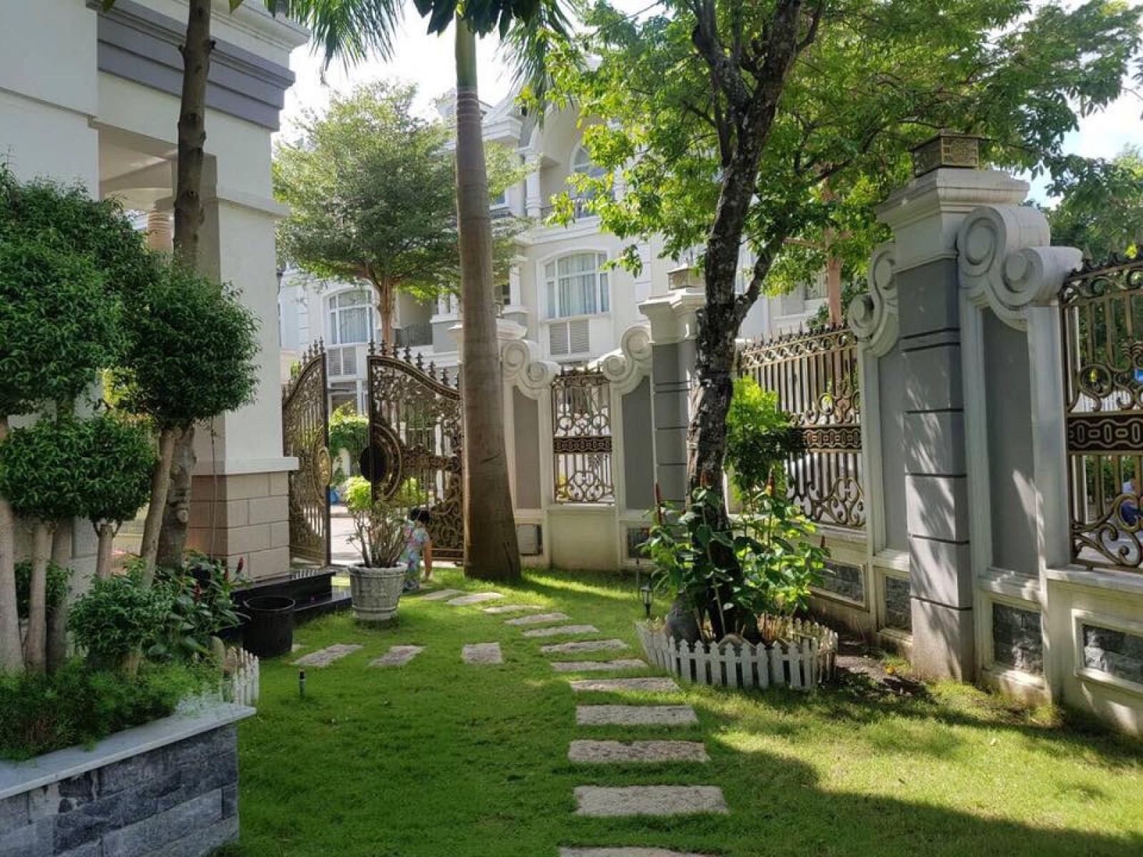 Mua ngay biệt thự tứ lập 256m2 khu Mỹ Gia 1, Phú Mỹ Hưng với giá rẻ - 8310