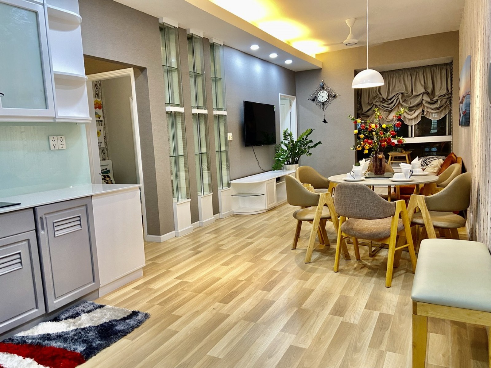 Cần bán căn hộ Sky Garden 1, DT: 81m2, P. Tân Phong, Q.7. Giá: 3,2 tỷ