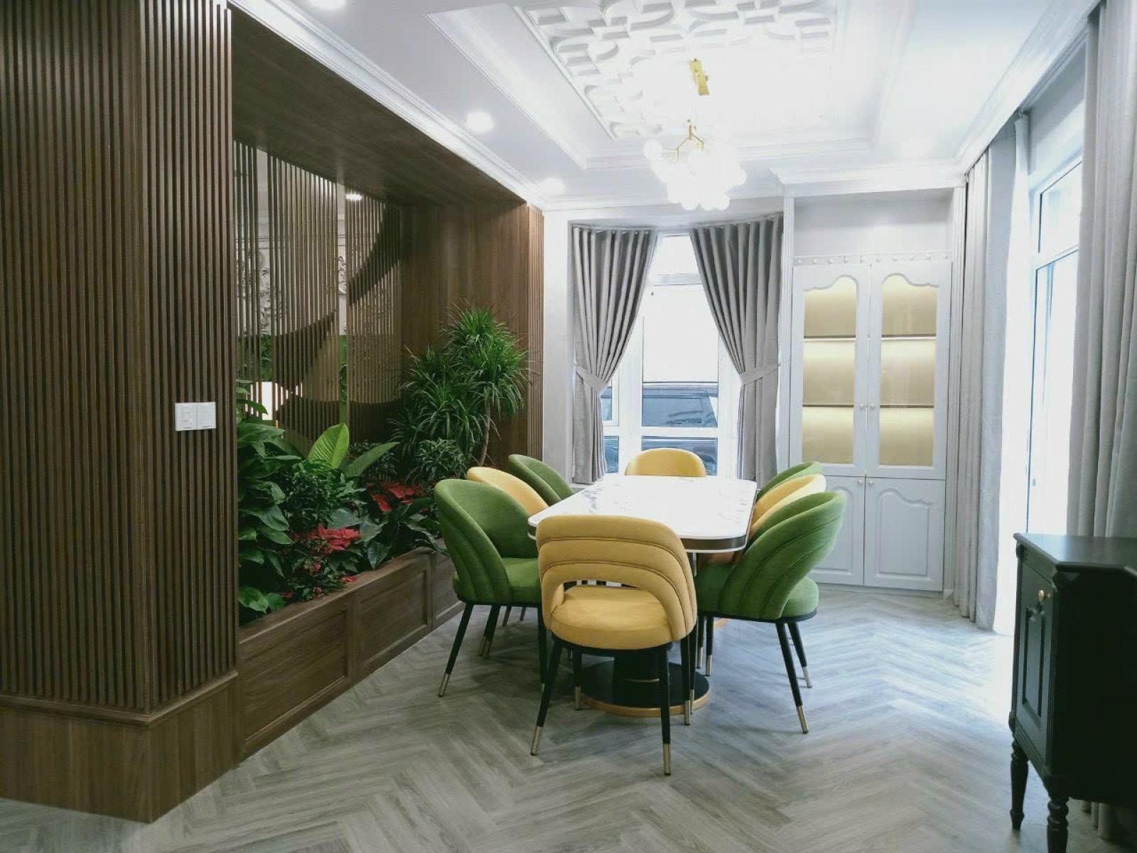 CHO THUÊ BIỆT THỰ VIP KHU PHỐ GIA ,PMH,Q7,H - 10386