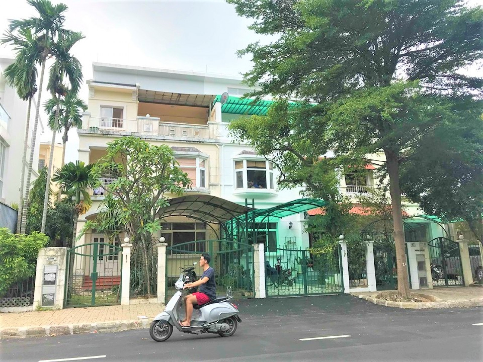 Bán Gấp Biệt thự Mỹ Thái 2 có Sổ hồng cạnh Công viên Hoa anh Đào, Q.7 - 10388