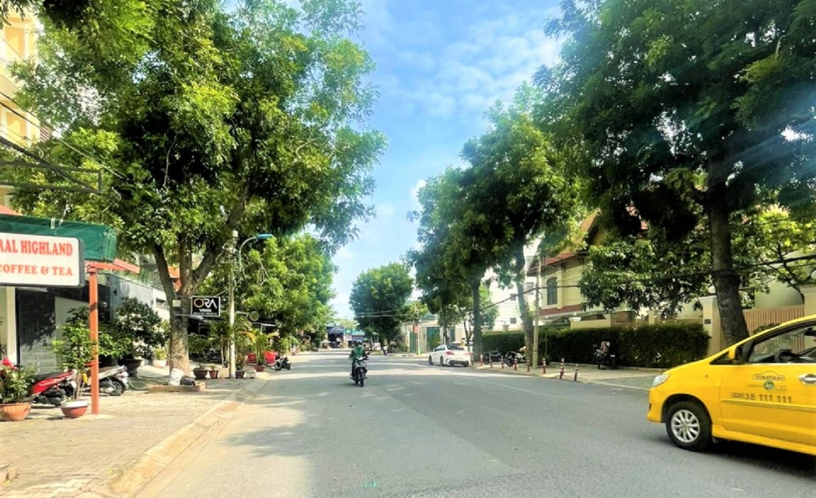 Rút vốn cho con đi Mỹ Bán gấp cặp nhà La casa Hoàng Quốc Việt, Quận 7 - 10391