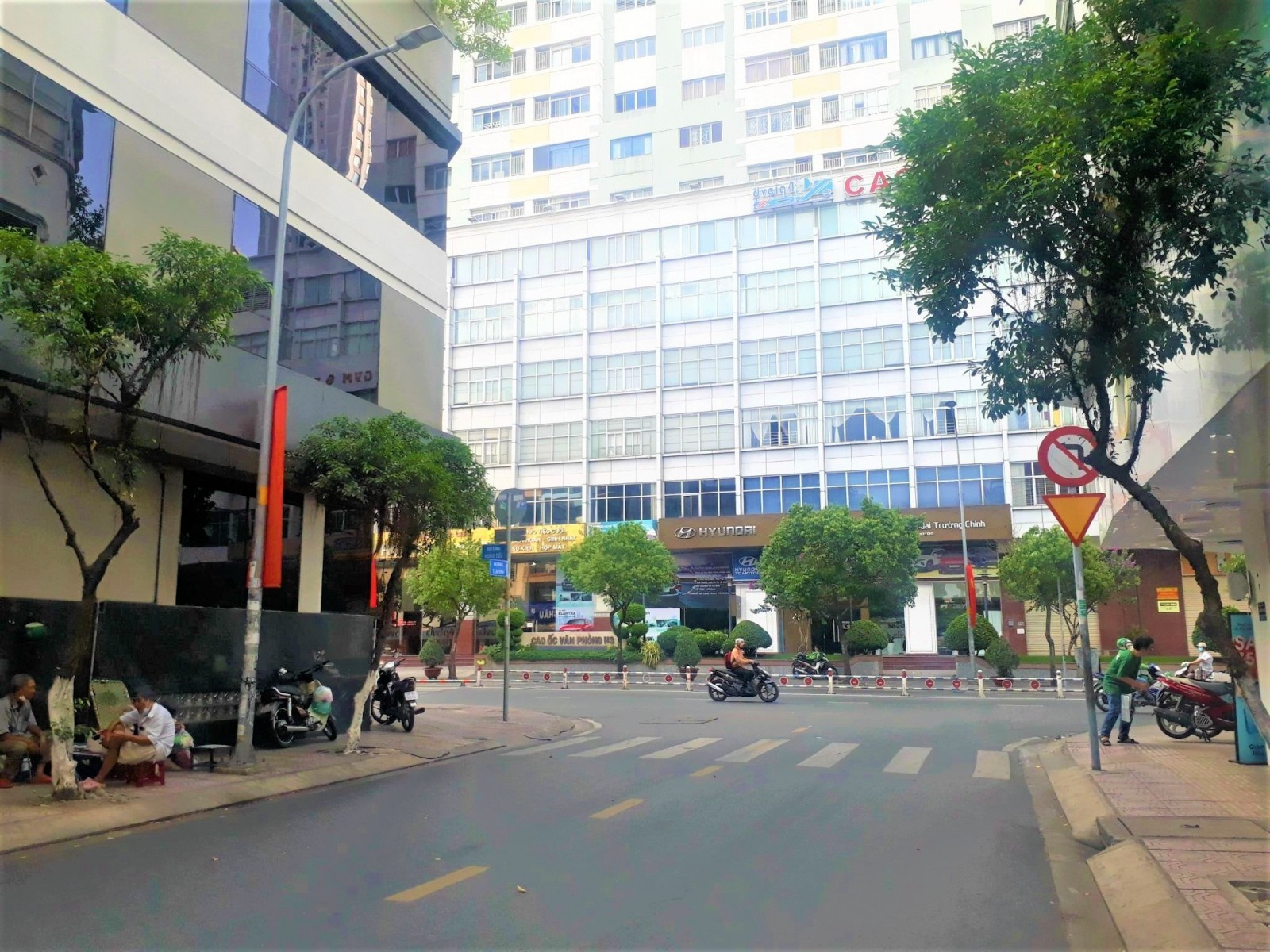 Tôi cần bán căn shop chung cư tân vĩnh, quận 4 ra đường hoàng diệu - 10496