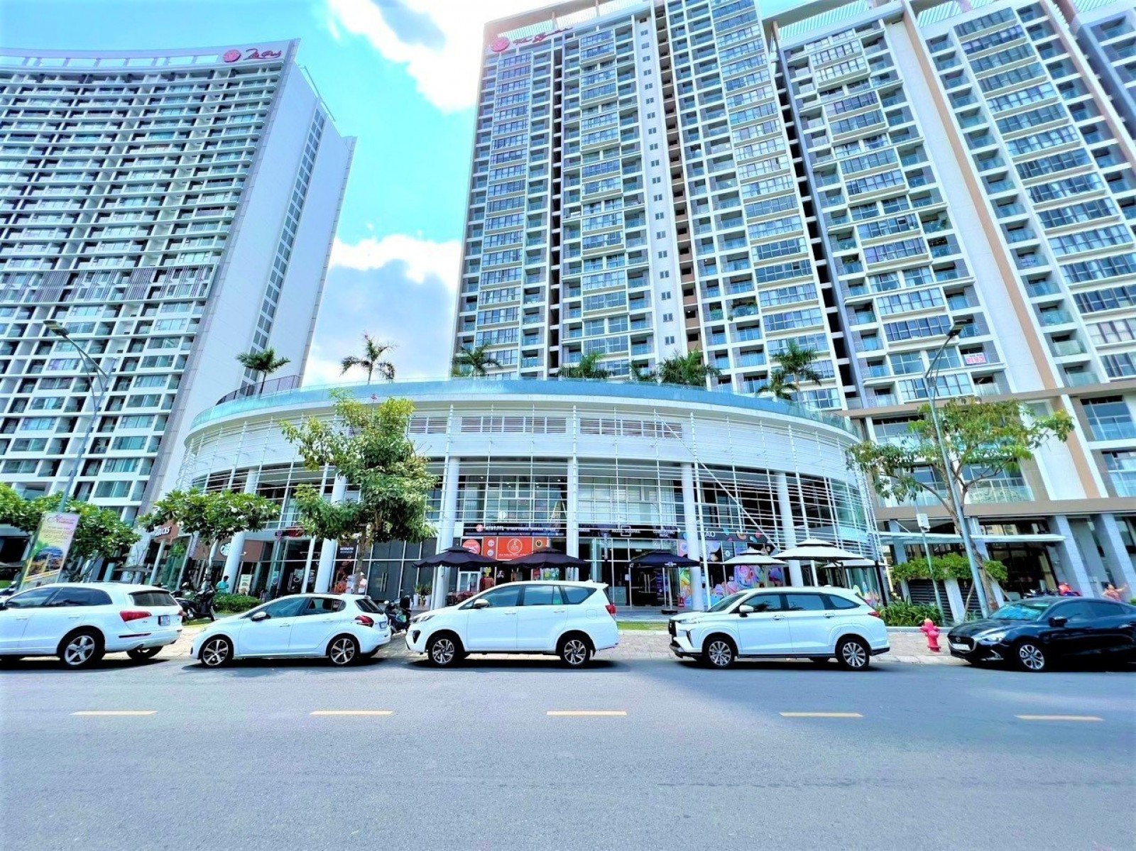 Cho thuê cặp Shop Midtown vị trí cực đẹp ngay đường 15 khu công viên hoa anh đào, Phú mỹ hưng, Quận 7