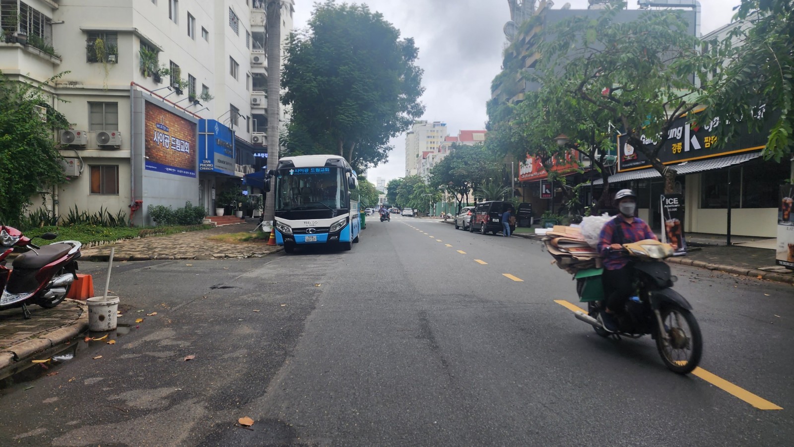 Cho thuê mặt bằng shop Hưng Vượng đường Lê Văn Thiêm giá chỉ 28 triệu - 11110