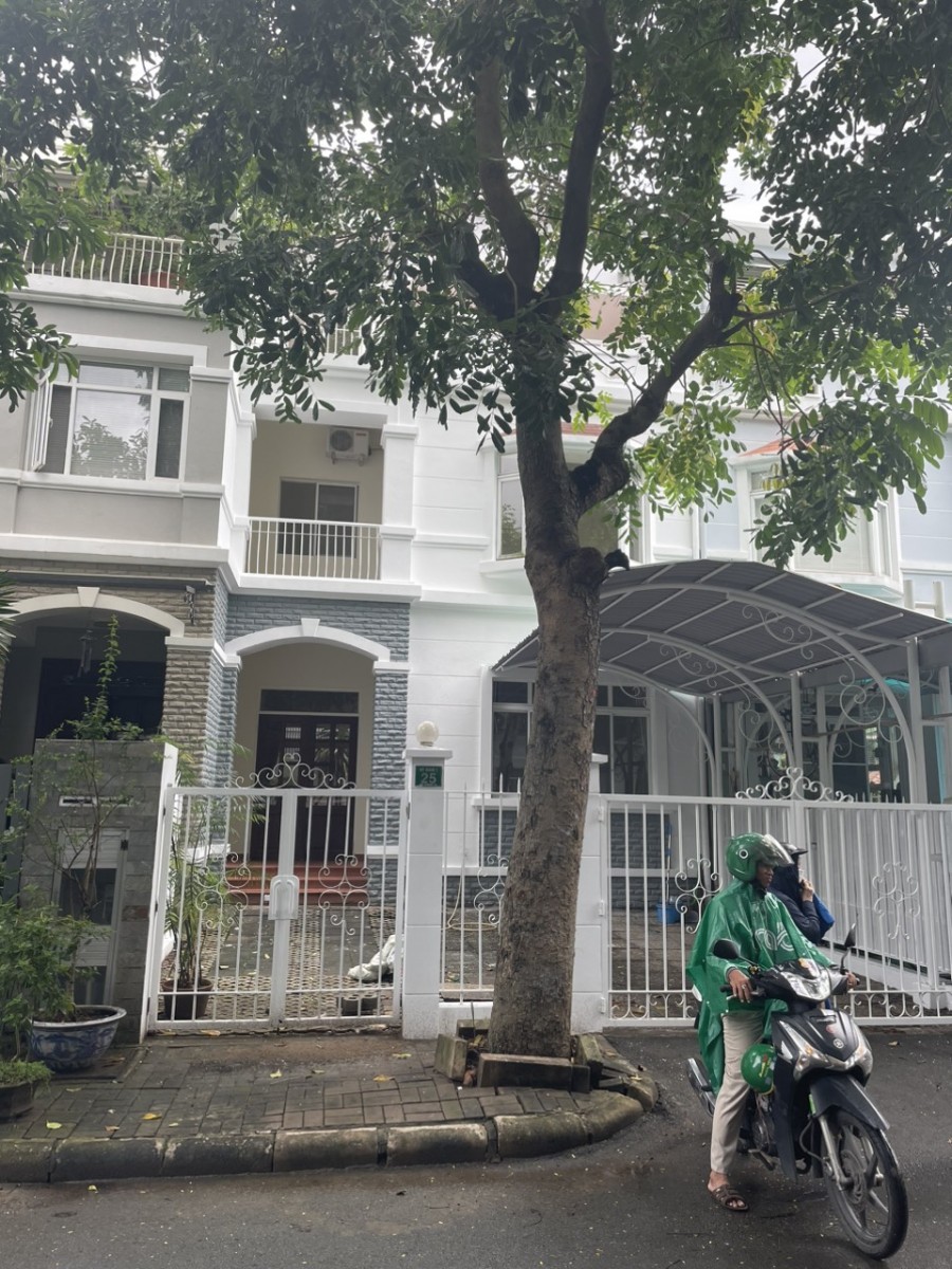 Cần cho thuê gấp biệt thự MỸ GIANG, PMH,Q7 nhà đẹp, giá rẻ nhất tại thời điểm.