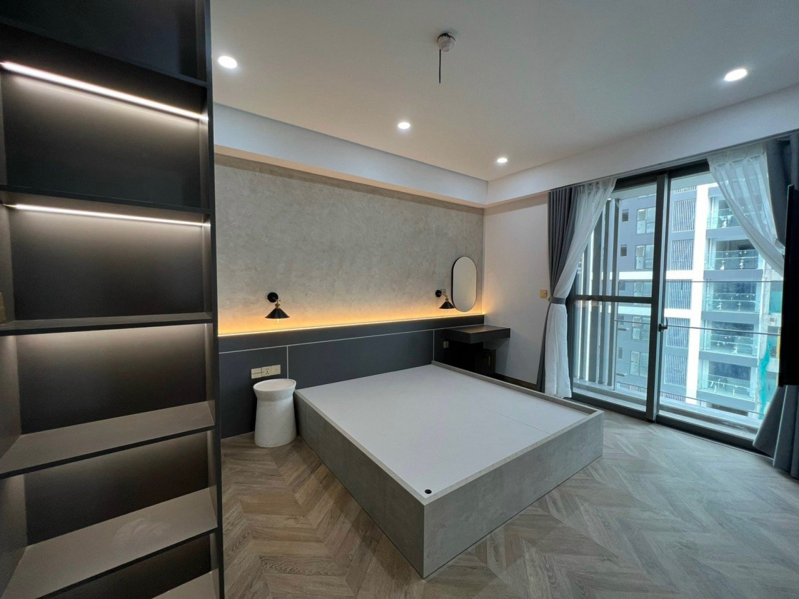 kẹt tiền bán gấp căn hộ ascentia 84m2, lầu cao, phú mỹ hưng giá tốt - 11525