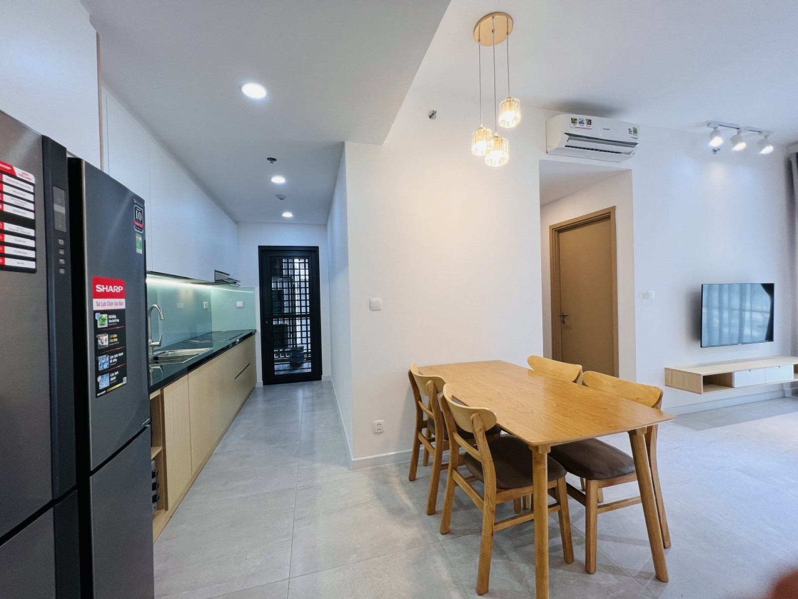Cho thuê căn hộ cao cấp THE ANTONIA Phú Mỹ Hưng - 11563