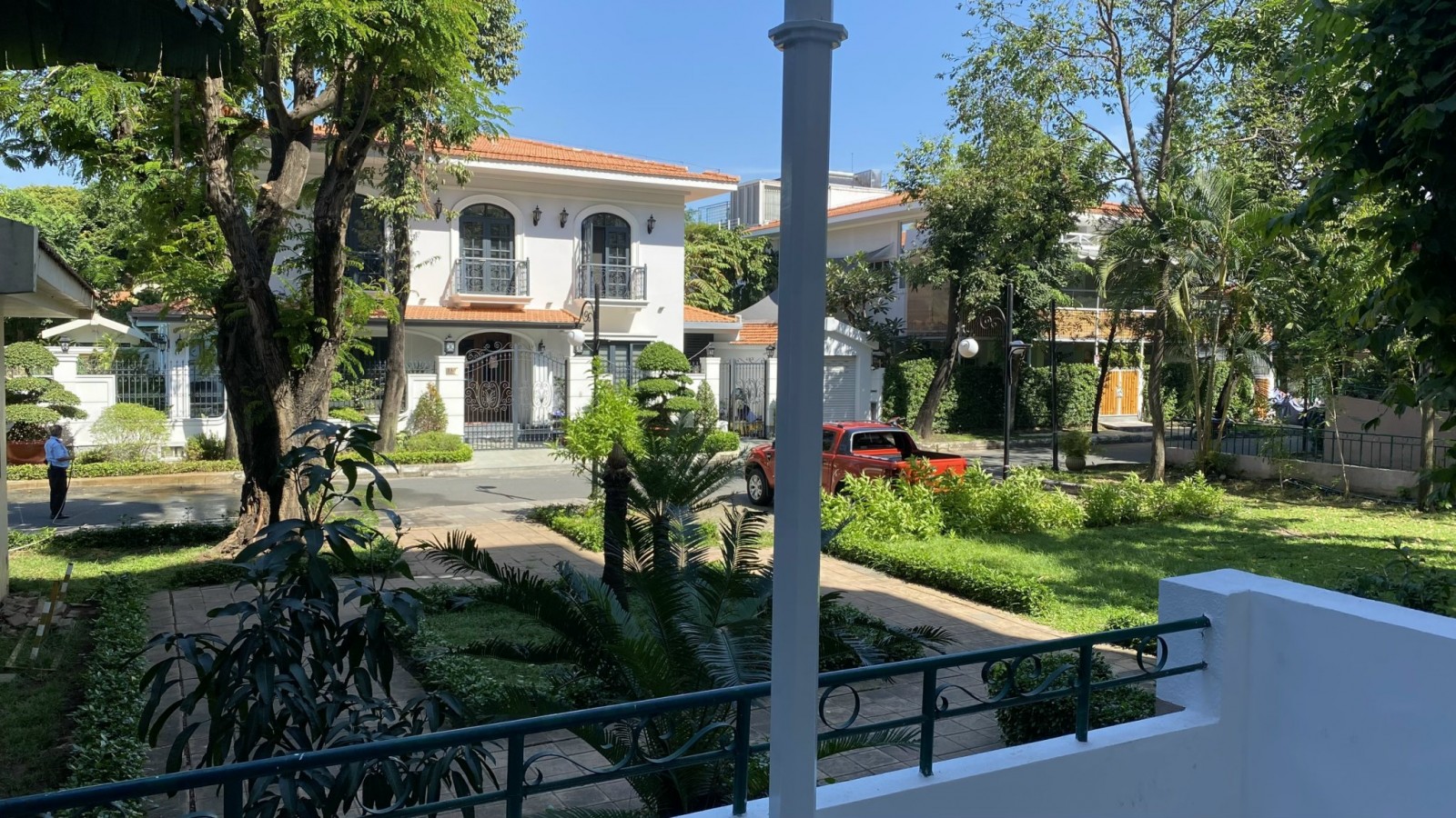 Bán gấp giá rẻ căn hộ Mỹ tú cảnh quan tầng trệt, 200m2, 4PN, sổ hồng