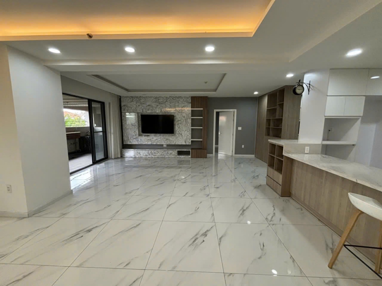Bán gấp căn hộ Nam Phúc 121m2 + 48m2 sân vườn tầng 2 view công viên - 12109