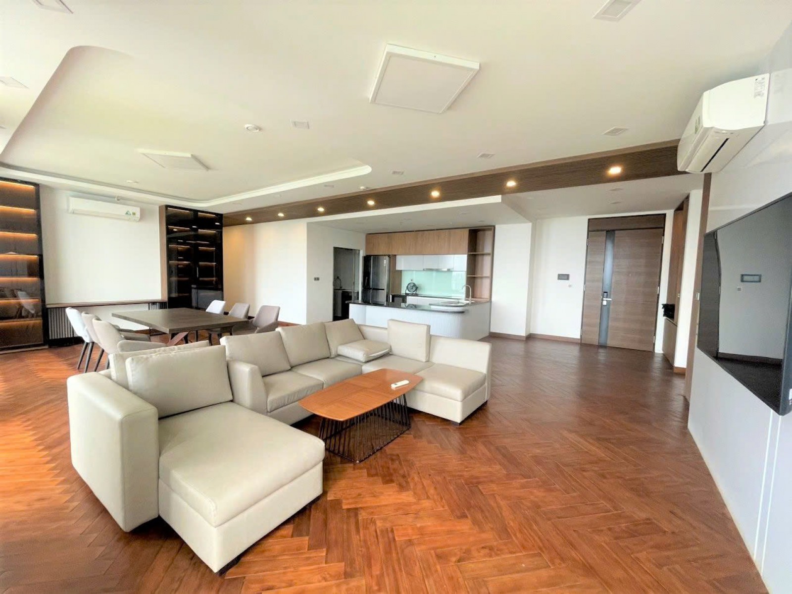 Bán Gấp Penhouse Midtown 245m2, 4PN, nội thất cao cấp, có Sổ hồng, Q.7 - 12497