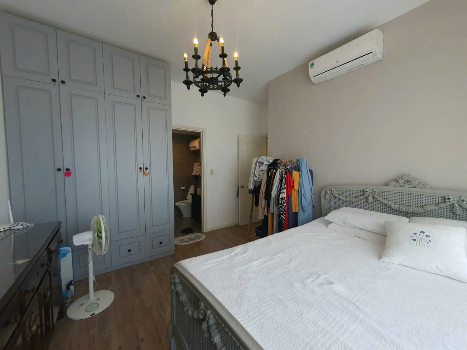 Bán Căn hộ Grandview 118m2, view biệt thự, lầu cao, nhà đẹp giá tốt - 12820
