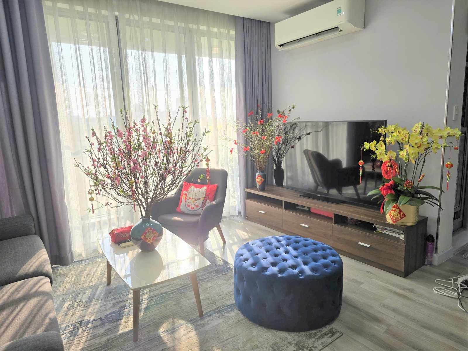 Bán gấp căn hộ Green Valley 129m2, 3Pn, nhà đẹp chỉ 70tr/m2, Quận 7