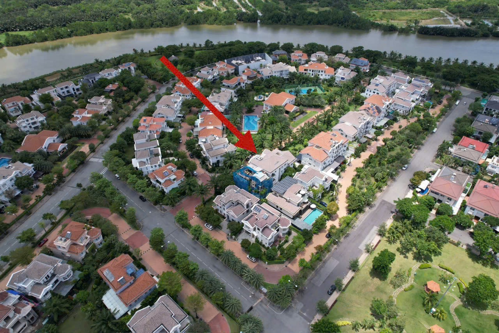 Hạ giá bán nhanh trước tết Biệt thự Chateau, 413m2, 4 lầu, nhà thô PMH - 12946