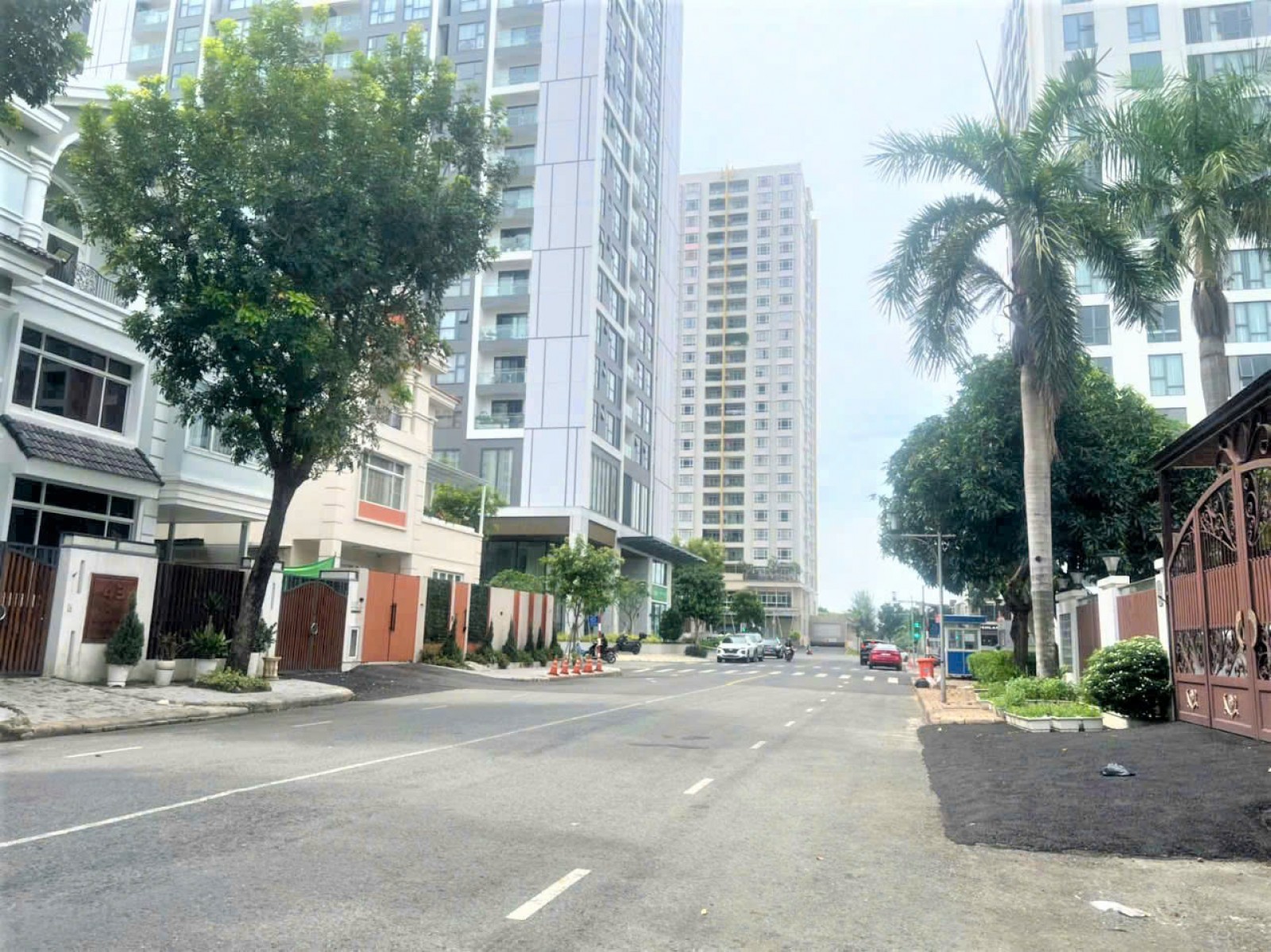 Bán gấp Biệt thự Mỹ Văn 2, DT 18*18m (288m2), Đường số 18, P.Tân Phú - 12979