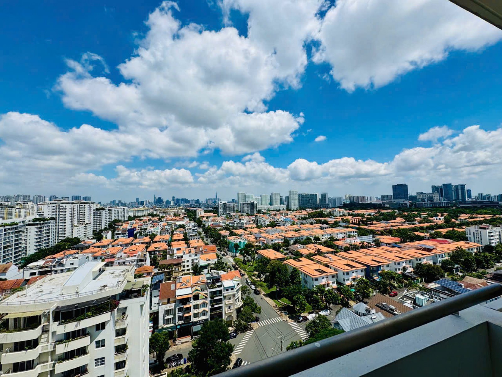 Bán gấp căn hộ Grand View 118m2, view biệt thự, lầu đẹp giá rẻ 8,5 tỷ - 13008