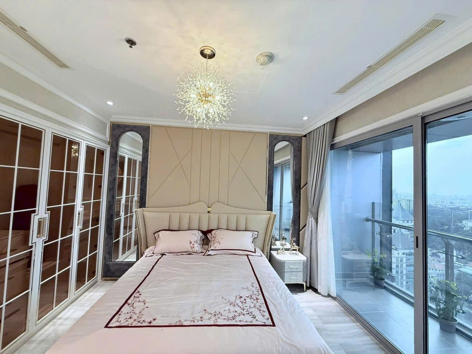 Tặng nội thất sang trọng khi mua căn hộ Vinhomes Đồng Khởi 205m, góc 2 view cực đẹp - 13607