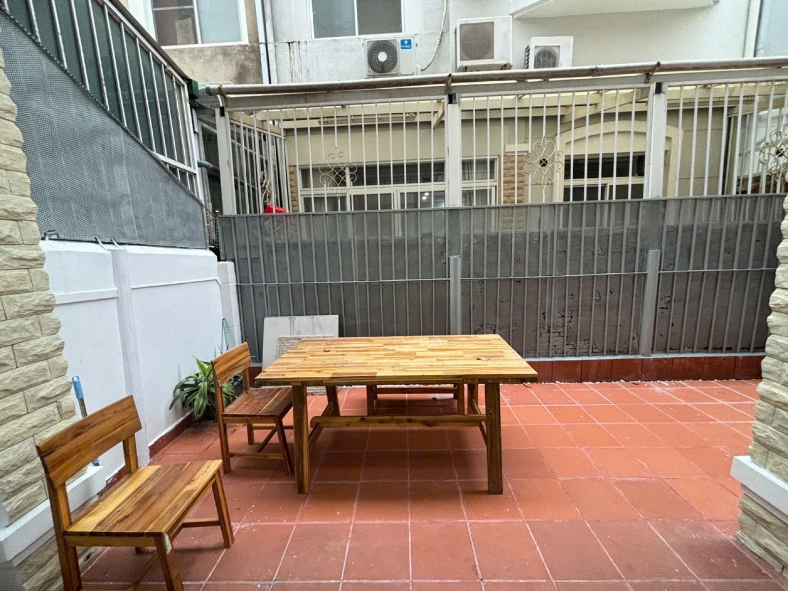 Cho thuê biệt thự Mỹ Giang 4PN, 3WC, 126m2 ngay cạnh Cầu Ánh Sao, Phú Mỹ Hưng, Tân Phong, Quận 7. - 14106