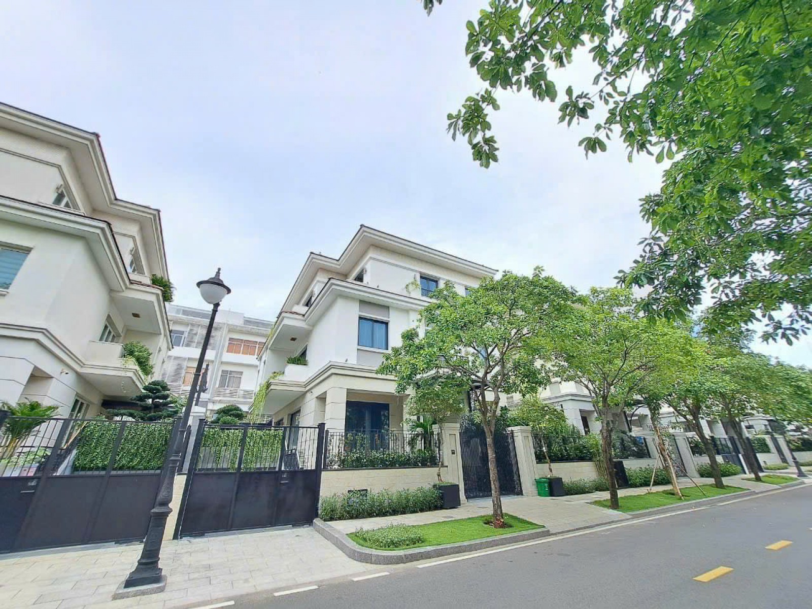 Bán gấp GIÁ CỰC RẺ căn Biệt thự đơn lập Sala Saroma Villa - Đại Quang Minh, Đ.Mai Chí Thọ, Quận 2