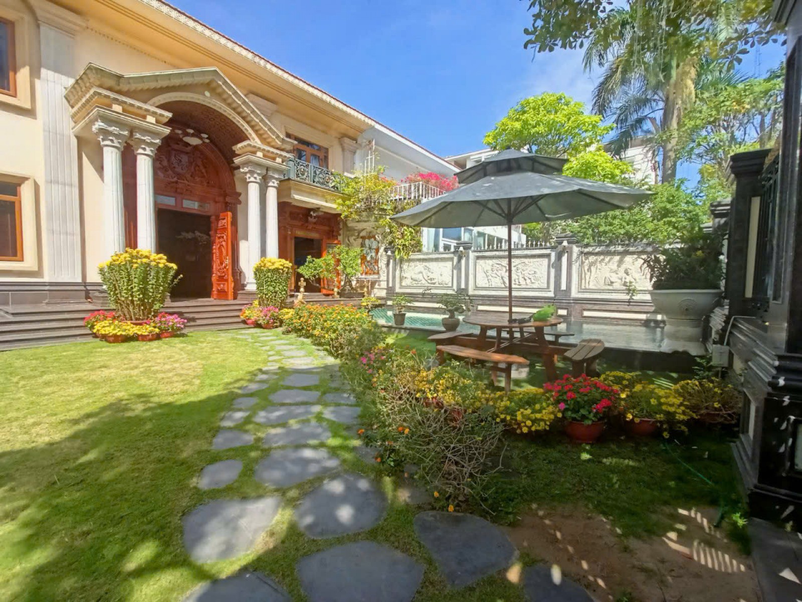 Bán căn Biệt thự VIP SIÊU ĐỈNH khu Mỹ Tú, Góc 2 mặt tiền cực đẹp ngay công viên Kênh đào, Phú mỹ hưng - 14306